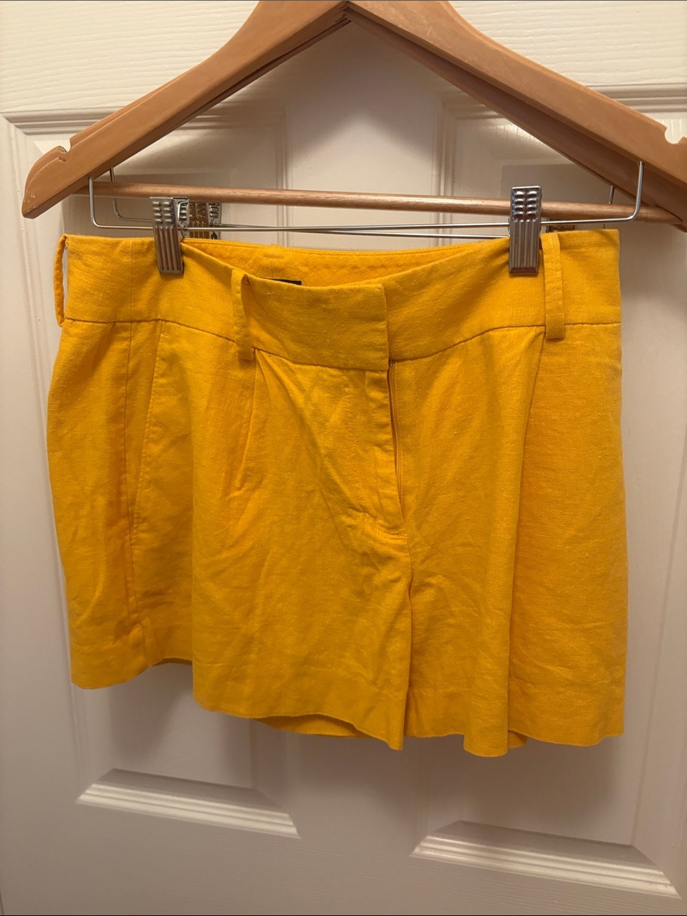 Ann Taylor Bright Yellow Tailored Linen-Blend Short